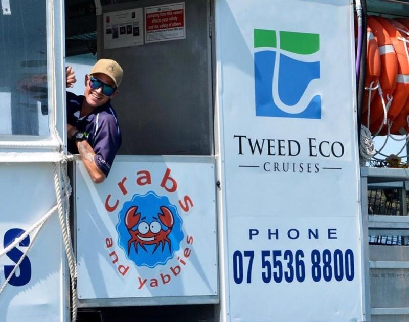 bush-tucker-and-crab-catching-adventure-cruise-4