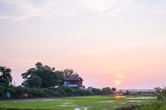 Old Siem Reap Evening Food Tour at Sunset