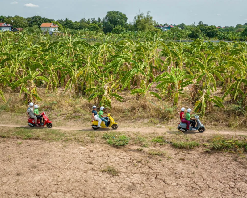phnom-penh-silk-island-half-day-vespa-tour-private-4