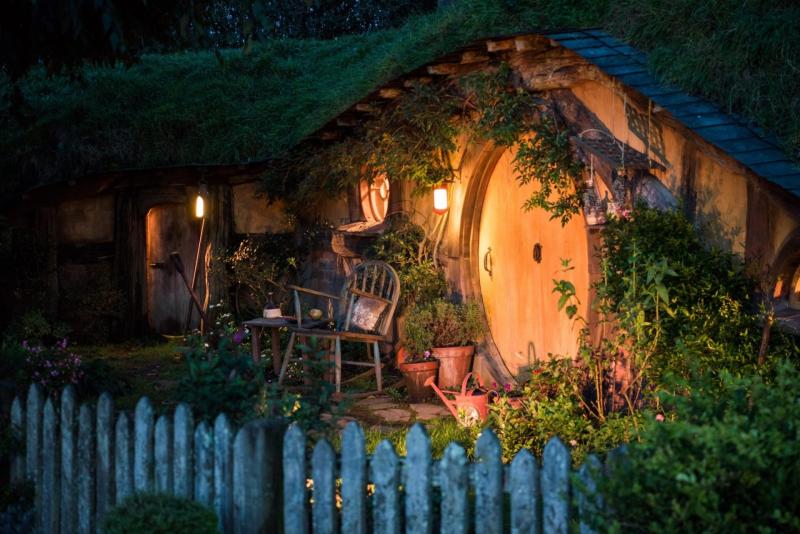 hobbiton-movie-set-and-buffet-lunch-auckland-to-r-6