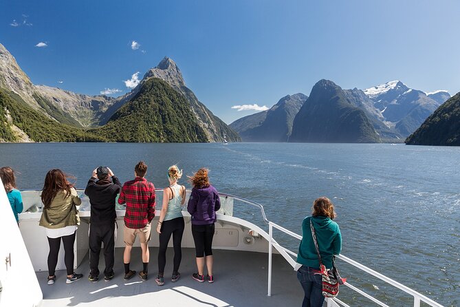 milford-sound-day-tour-incl-lunch-queenstown-4