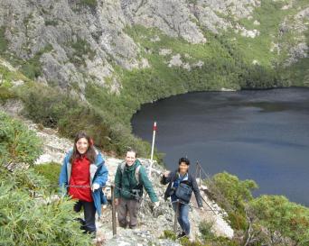 Cradle Mountain National Park Full Day Bus Tour De