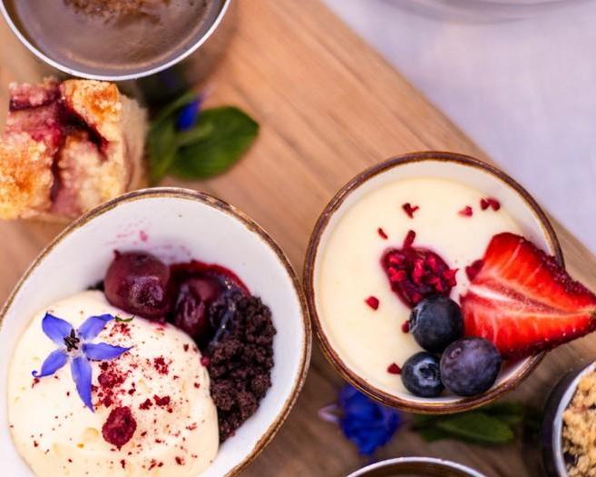 walter-peak-gourmet-bbq-dining-vintage-steamship-3