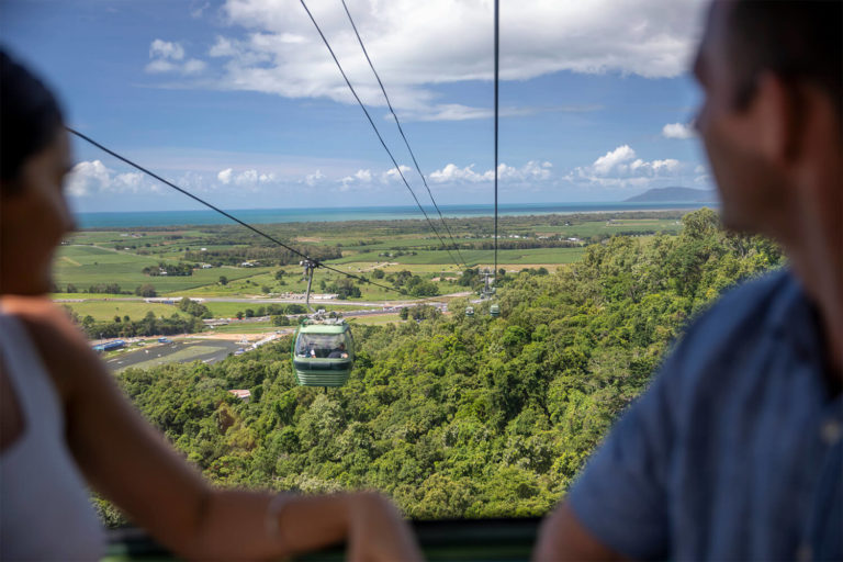 cairns-in-2-days-reef-skyrail-kuranda-train-4