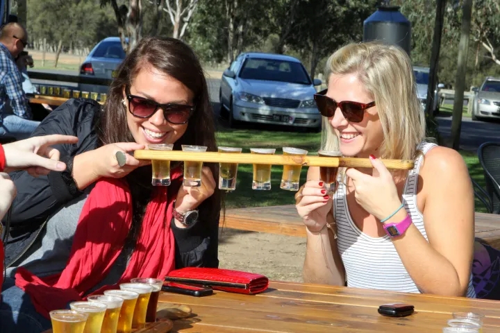 hunter-valley-wineries-colourful-day-trip-from-syd-3