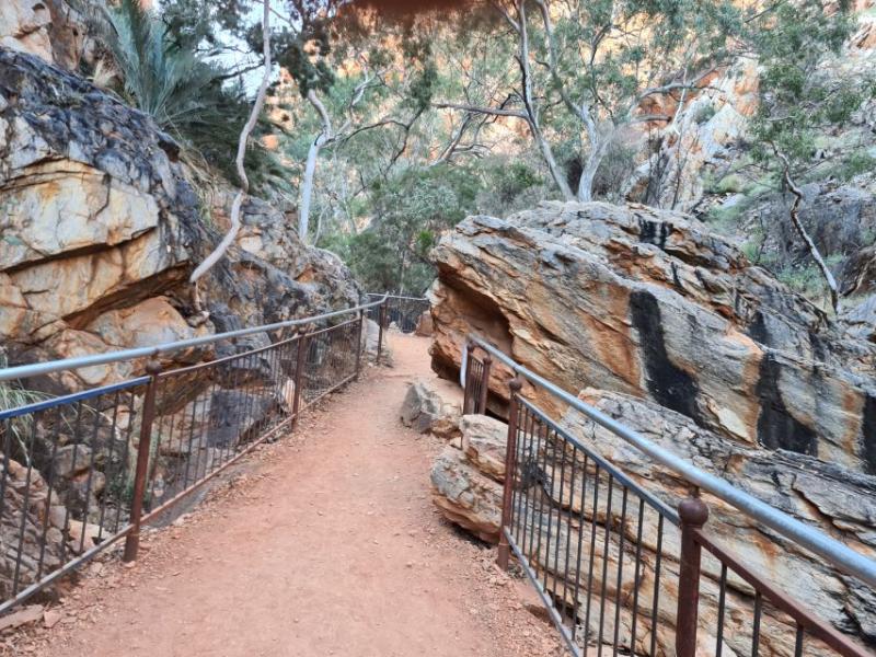half-day-west-macdonnell-ranges-3