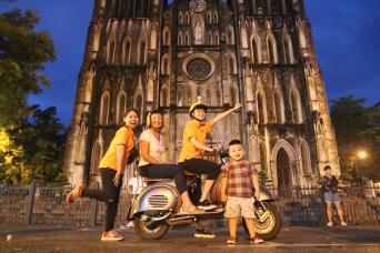 Hanoi At Night By Vespa - Small Group Tour