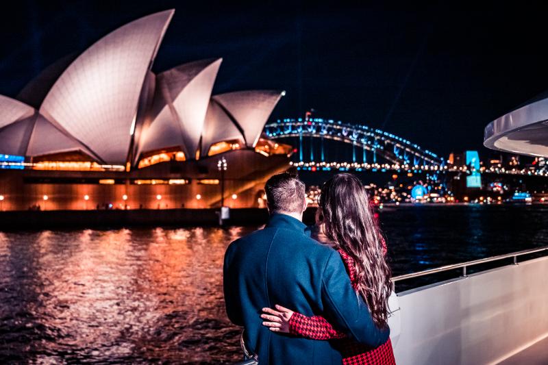 sydney-harbor-all-inclusive-dinner-cruise-1