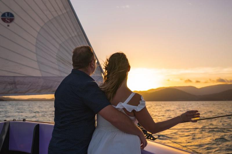 camira-sunset-sail-ex-port-of-airlie-2