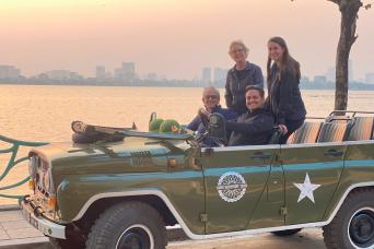 Half Day City Tour on Vintage Jeep