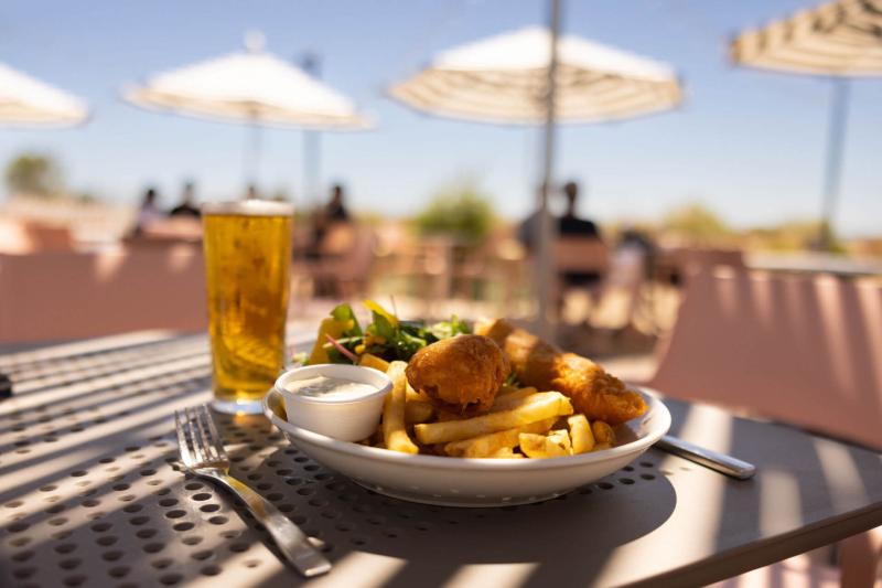 discover-rottnest-ferry-bus-tour-lunch-4