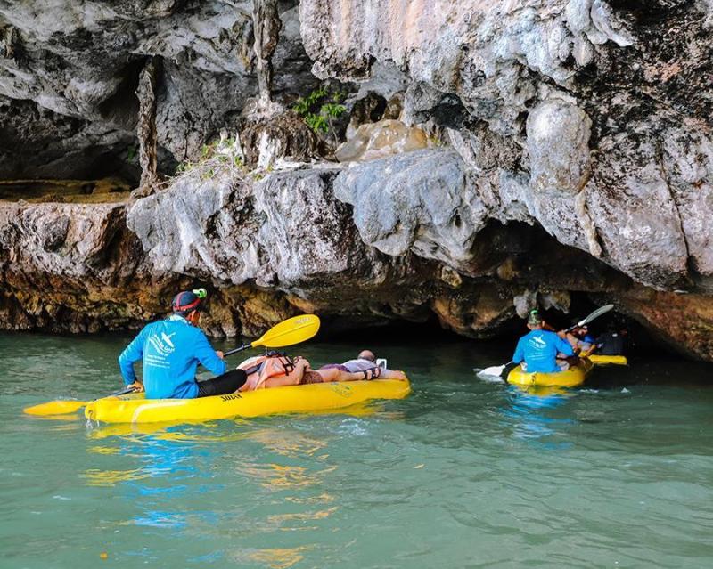 day-trip-hong-by-starlight-small-group-tour-1