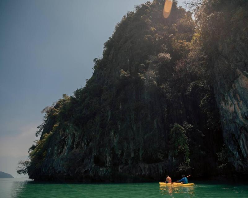 day-trip-hong-by-starlight-small-group-tour-4