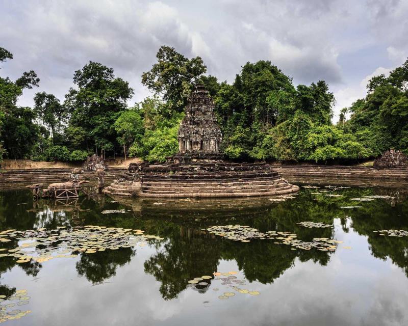 banteay-srei-and-backcountry-small-group-tour-4