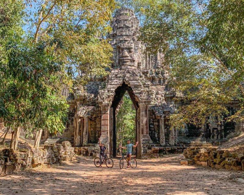 bike-the-angkor-sunrise-the-family-tour-6