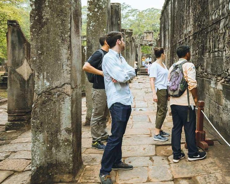 sunrise-jeep-journeys-in-angkor-wat-6
