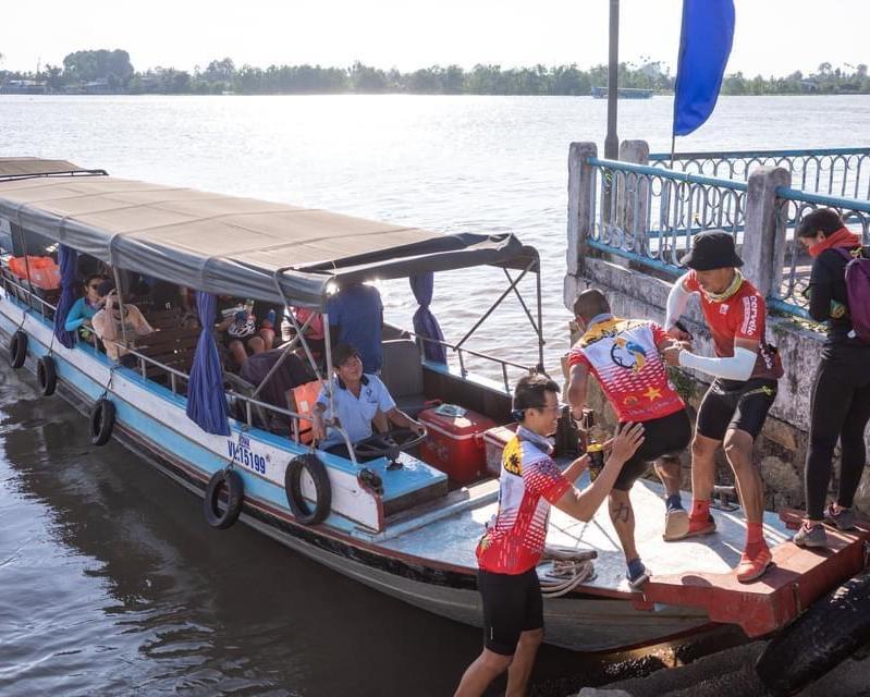 full-day-bike-boat-mekong-delta-private-3