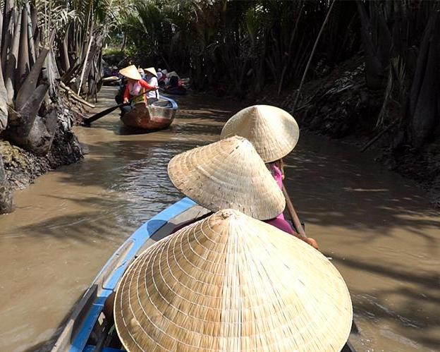mekong-delta-vip-tour-luxury-vehicle-with-massag-4