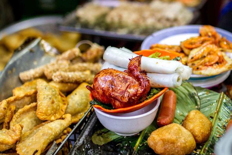 hanoi-street-food-walking-tour-for-lunch-small-g-2