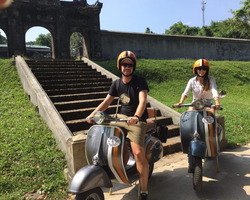 hue-imperial-city-by-vespa-small-group-tour-2