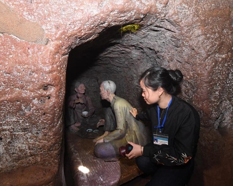 full-day-hue-to-dmz-private-3