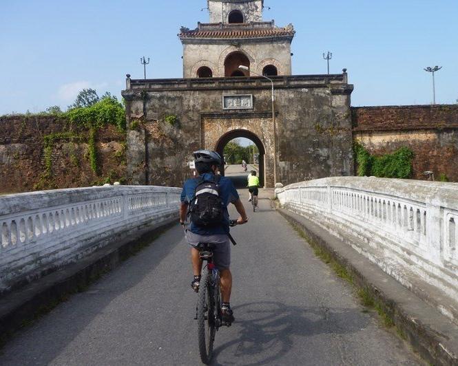 full-day-hue-city-tour-by-bike-3