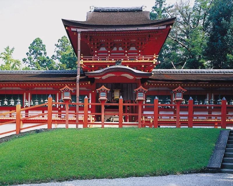 nara-half-day-golden-route-bus-tour-from-kyoto-2