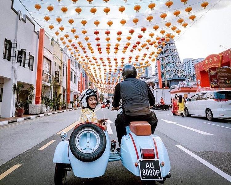 side-car-thrills-around-singapore-city-2