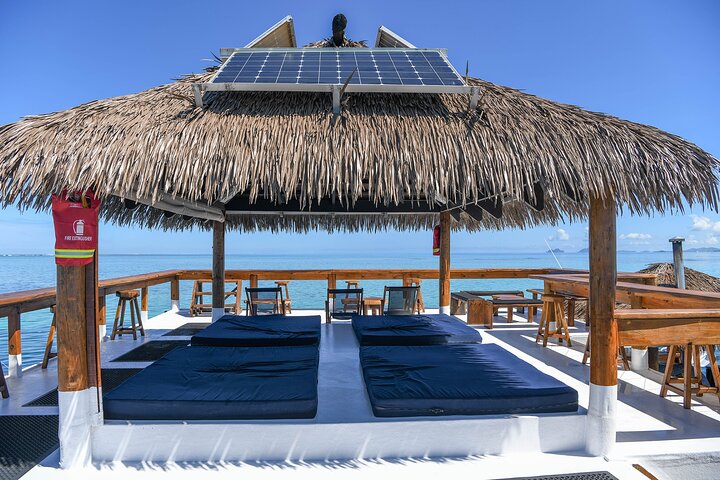 cloud-9-day-club-include-boat-transfers-only-4