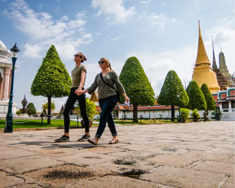 grand-palace-and-temple-of-the-emerald-buddha-tour-5