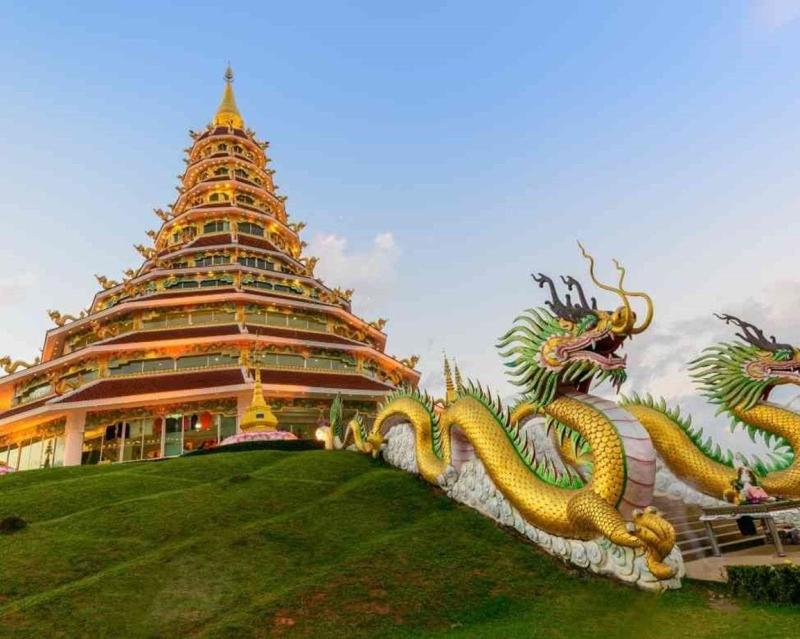chiang-mai-to-chiang-rai-temples-day-trip-7