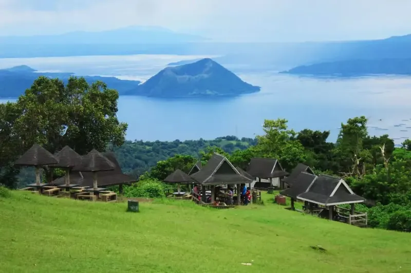tagaytay-day-tour-with-lunch-private-1