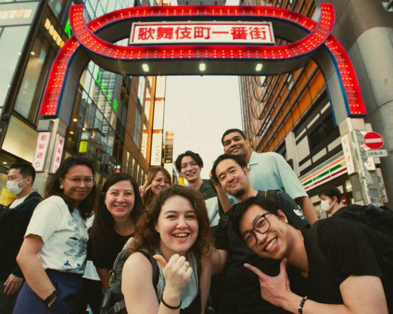 shinjuku-bar-hopping-tour-experience-tokyo-nightl-2