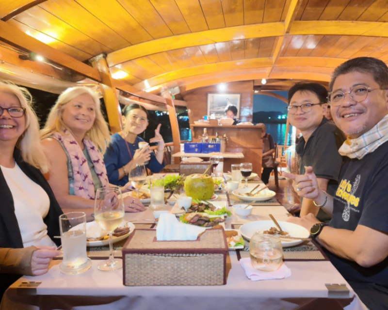 rice-barge-dinner-cruise-ayutthaya-7