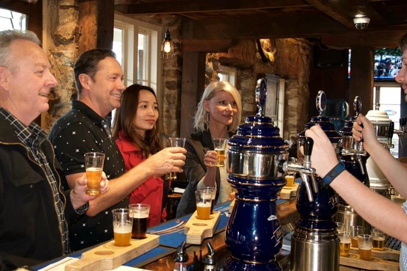 half-day-adelaide-hills-hahndorf-small-group-to-4
