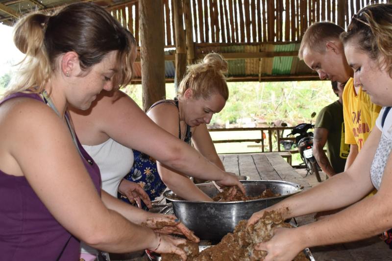 elephant-experience-kanchanaburi-from-bangkok-5