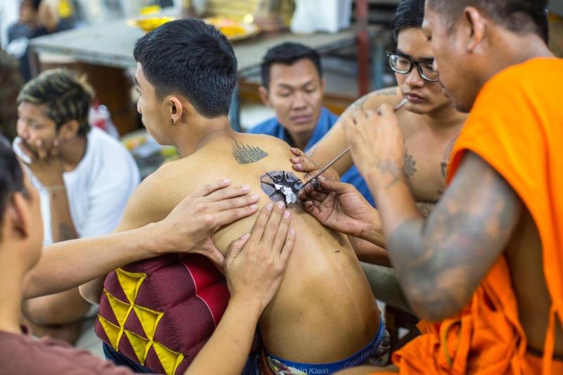 holy-tattoo-experience-at-wat-bang-phra-2