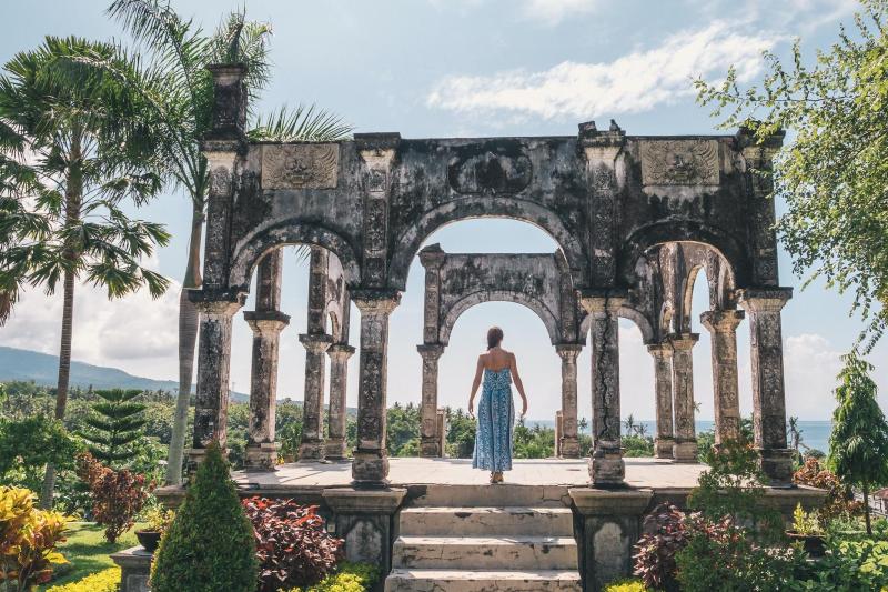 full-day-taman-ujung-and-tirta-gangga-floating-pal-1