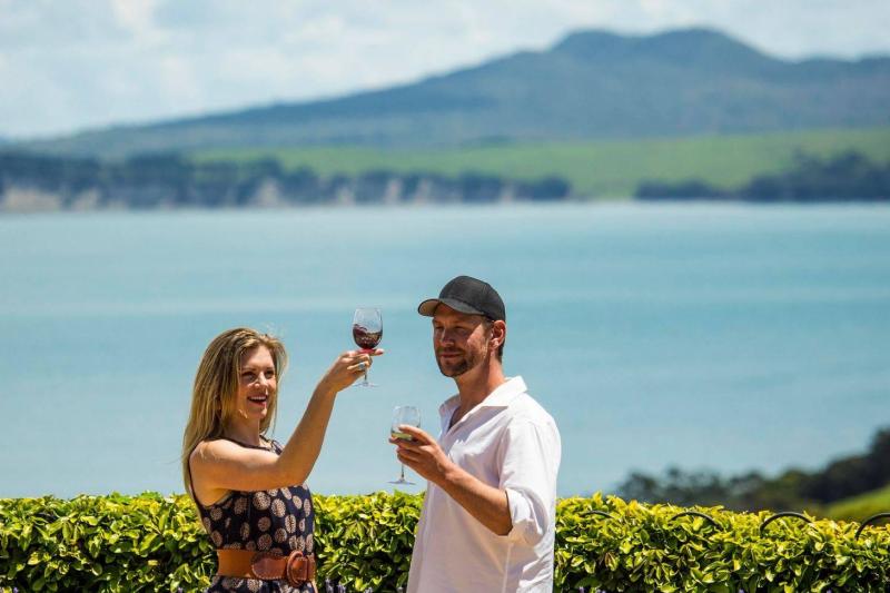 waiheke-island-essence-of-waiheke-wine-6