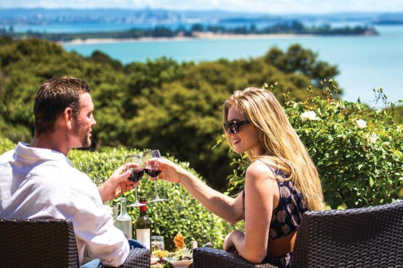 waiheke-island-the-gourmet-food-wine-sgt-1