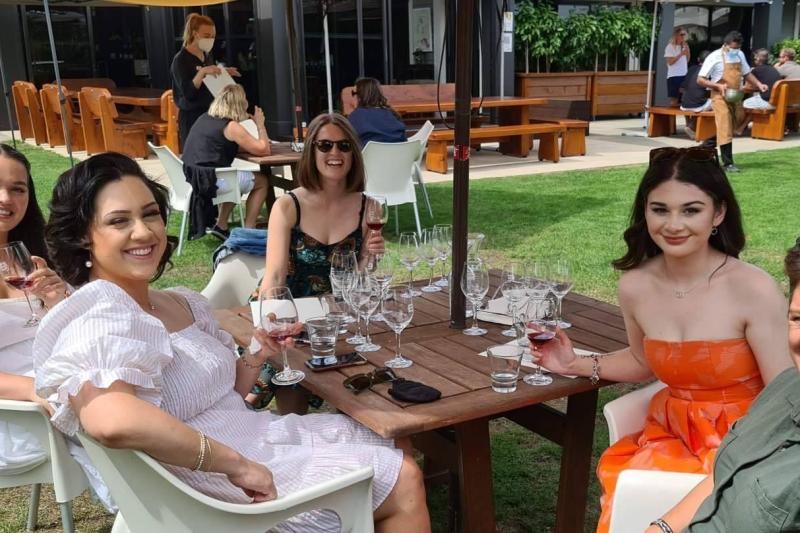 full-day-martinborough-wine-tour-4