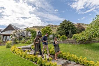 Queenstown Wine Sampler Tour