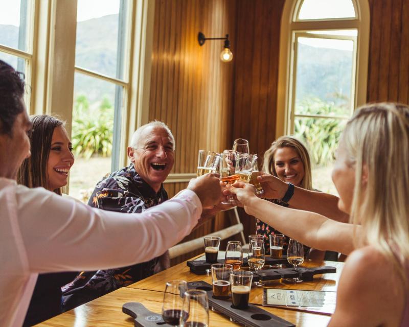 twilight-wine-craft-beer-tour-from-queenstown-3
