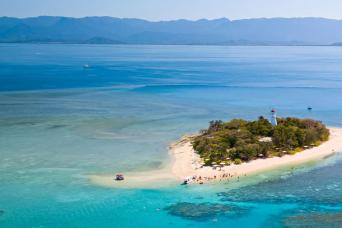 Green Island & Great Barrier Reef Adventure