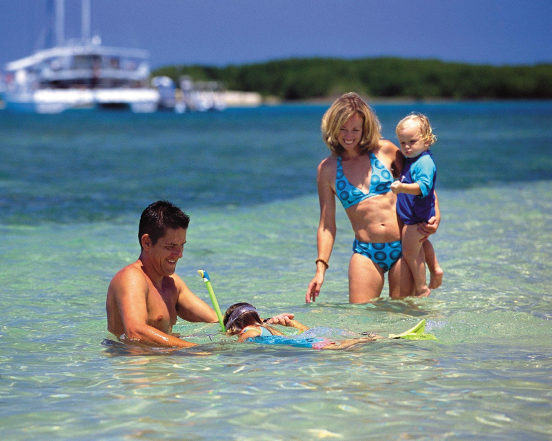 wavedancer-low-isles-cruise-from-port-douglas-4