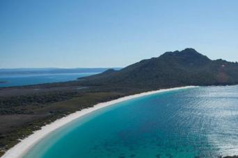 Wineglass Bay Cruises - Vista Lounge (including lu
