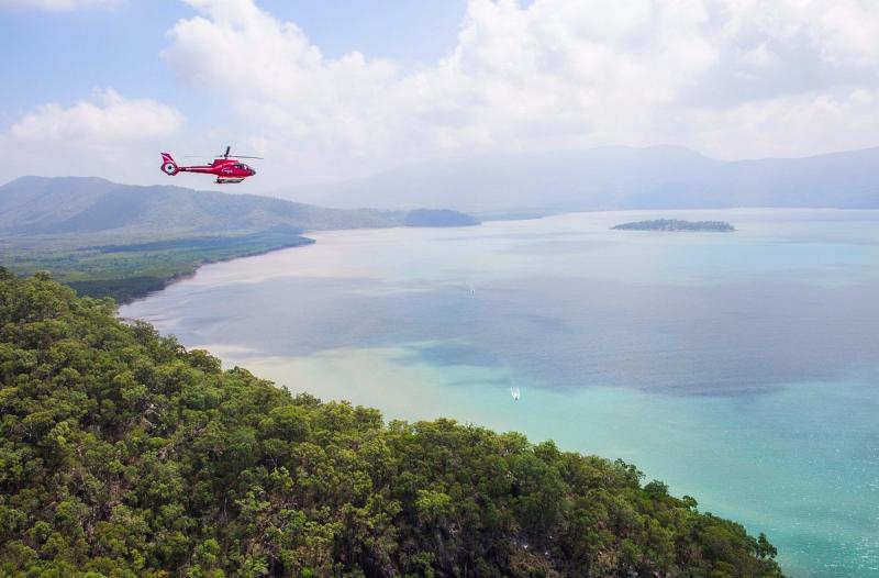 45-minute-scenic-flight-reef-and-rainforest-1