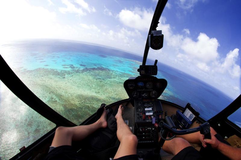 30-minutes-scenic-flight-great-barrier-reef-3