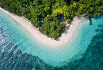 Cruise to Green Island & Outer Reef – Fly Return