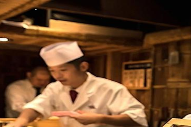 shinjuku-golden-gai-food-tour-adults-only-4